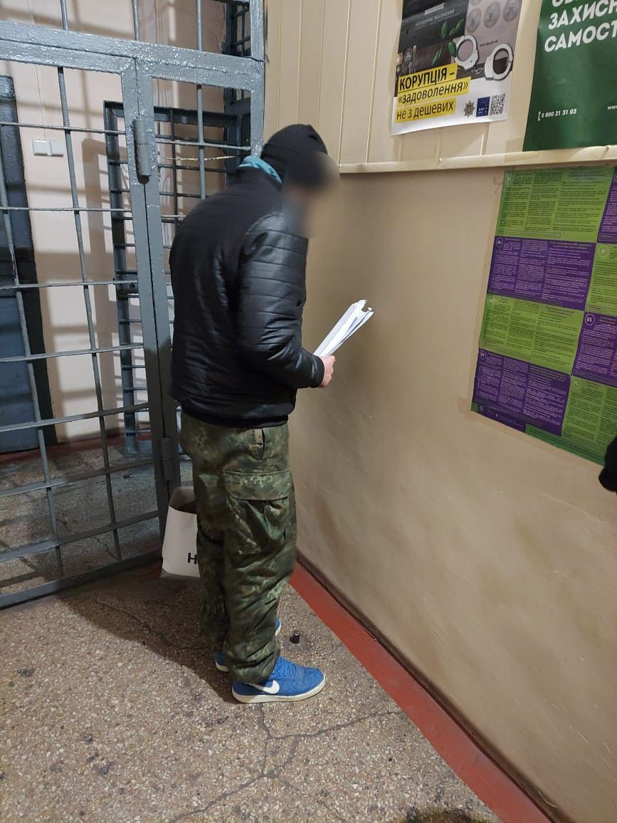 Пішов служити ворогу в окупаційній поліції - у Херсоні викрито громадянина України на колабораціонізмі