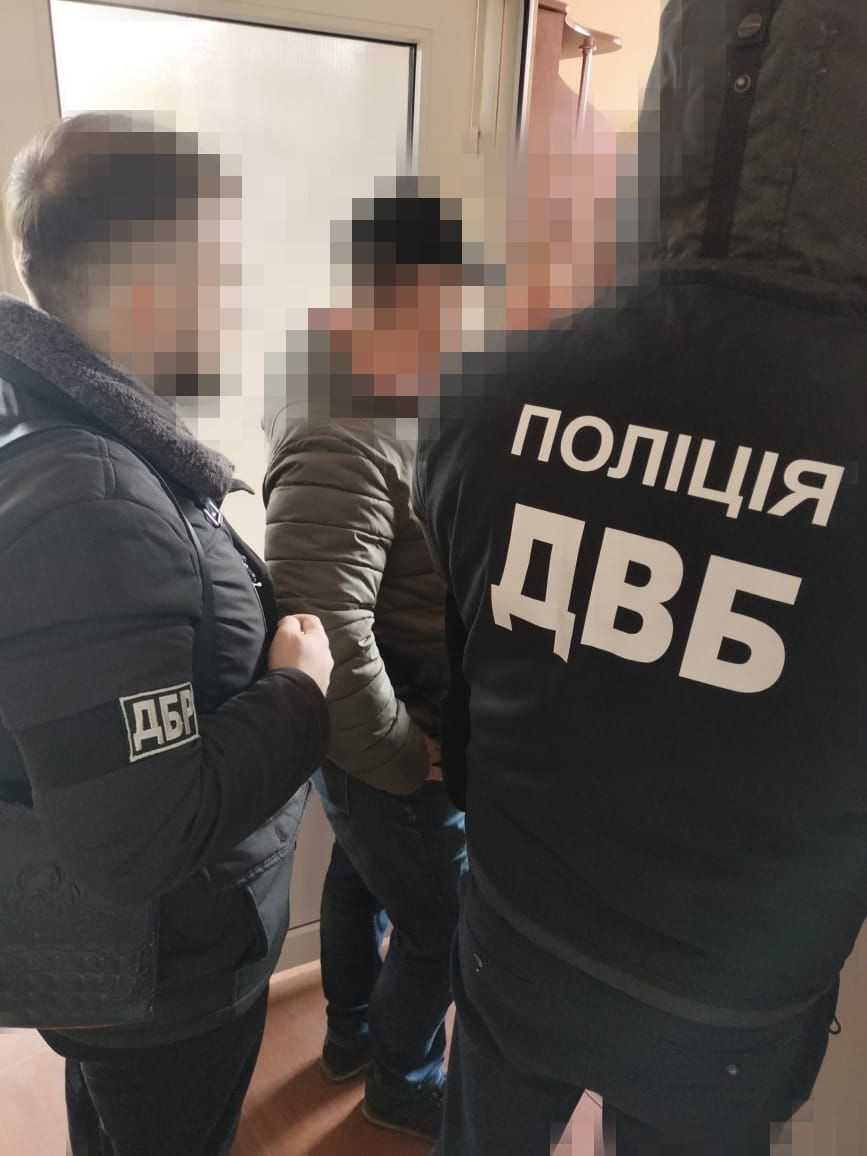 Підробив документи про інвалідність дитини для перетину кордону – на Прикарпатті викрили організатора схеми