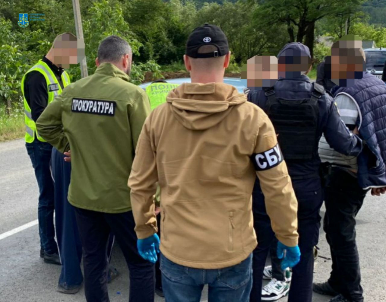 За понад 6000 доларів США організував незаконну переправу через держкордон – викрито жителя Буковини