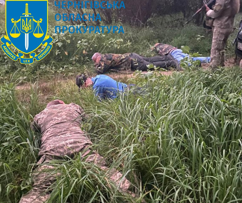 На човні переправляли військовозобовязаних до Білорусі - викрито групу осіб на Чернігівщині