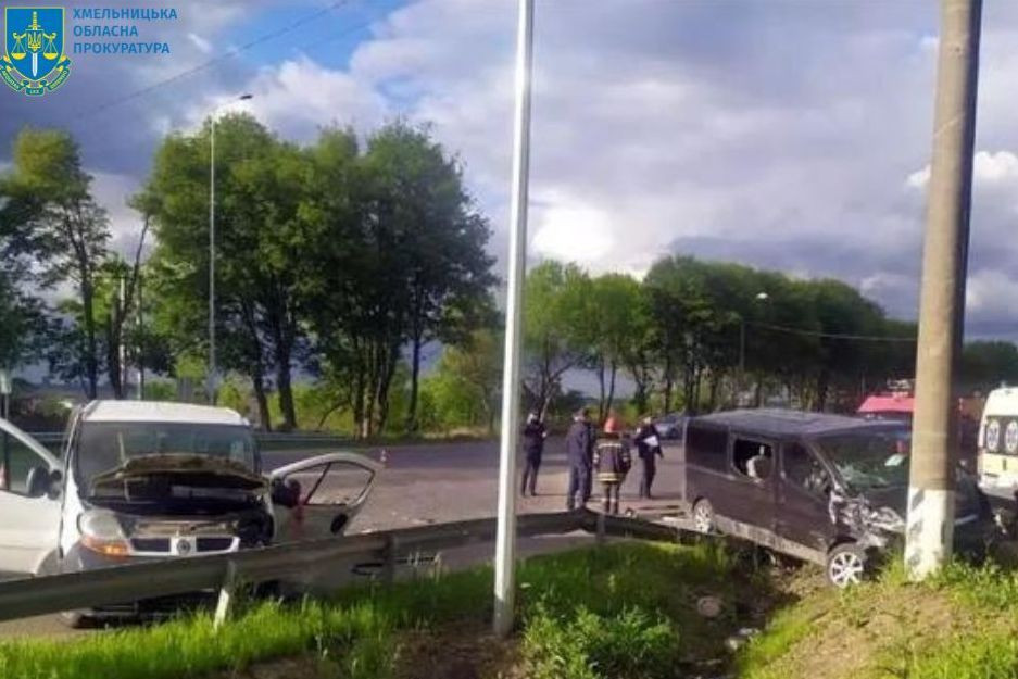 На Хмельниччині ухвалено вирок винуватцю ДТП, у якій загинули дідусь та його 10-річна внучка