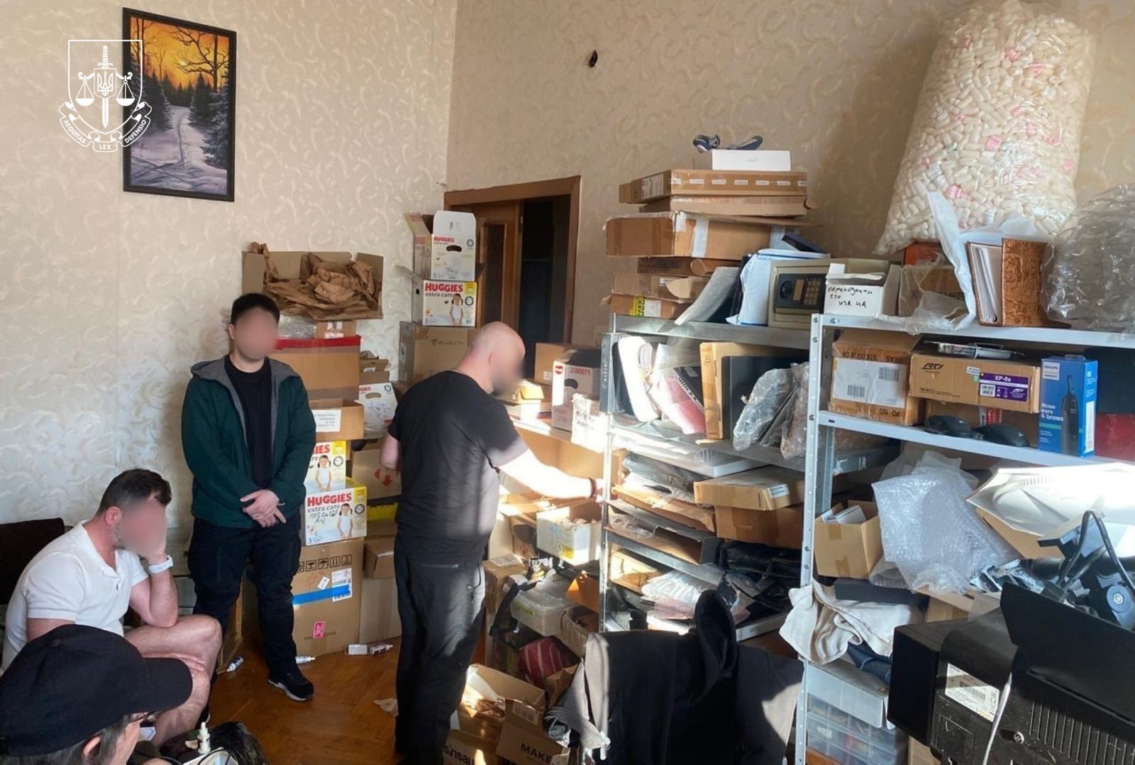 У Києві викрито схему з продажу наркотичних засобів під виглядом медичних олій